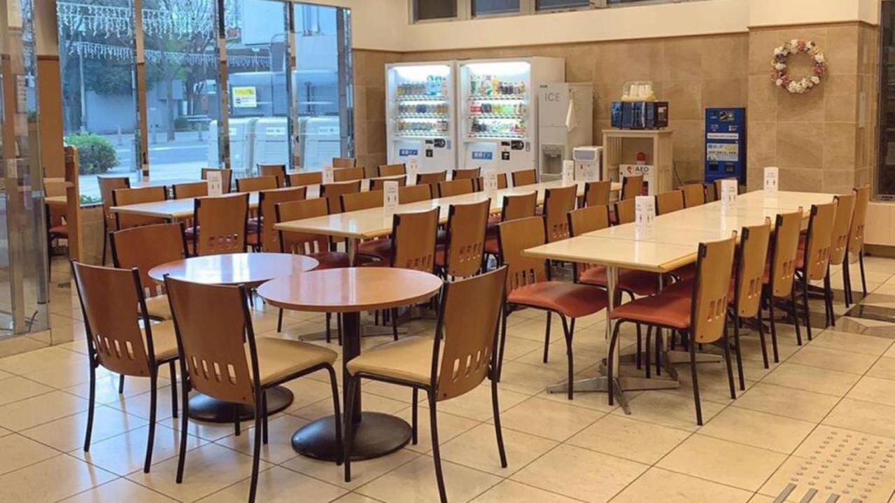 Toyoko Inn Kobe Sannomiya-Eki Higashi מראה חיצוני תמונה