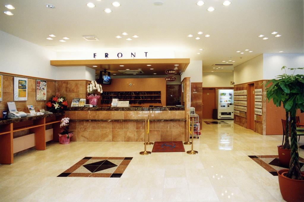 Toyoko Inn Kobe Sannomiya-Eki Higashi מראה חיצוני תמונה
